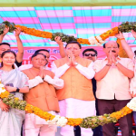 रेलवे स्टेशन पर अकेले मिले बालक की AHTU टीम ने संवेदनशीलता से की मदद