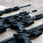 बांग्लादेश में सेना ने दो हजार लोगों को किया गिरफ्तार, बढ़ाई गश्त