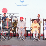 सीएम धामी ने किया दून विवि में आयोजित इंडियन एसोसिएशन ऑफ सोशल साइंस इंस्टीट्यूशंस के 24वें अंतरराष्ट्रीय सम्मेलन का शुभारंभ