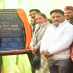 मुख्यमंत्री ने विजय दिवस पर शहीद स्मारक में पुष्पचक्र अर्पित कर वीर बलिदानियों को दी श्रद्धांजलि 