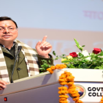 अशासकीय शिक्षकों की समस्याओं को लेकर शिक्षा अधिकारियों से मिला शिक्षक संघ का प्रतिनिधिमंडल  