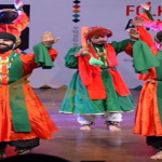 महात्मा गांधी की पुण्यतिथि पर प्रधानमंत्री मोदी ने राजघाट पर दी श्रद्धांजलि